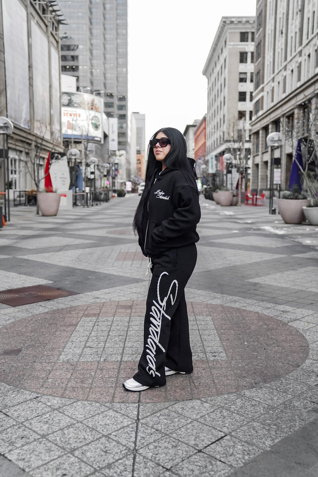 BS DRAWSTRING STRAIGHT-LEG SWEATPANTS- BLACK