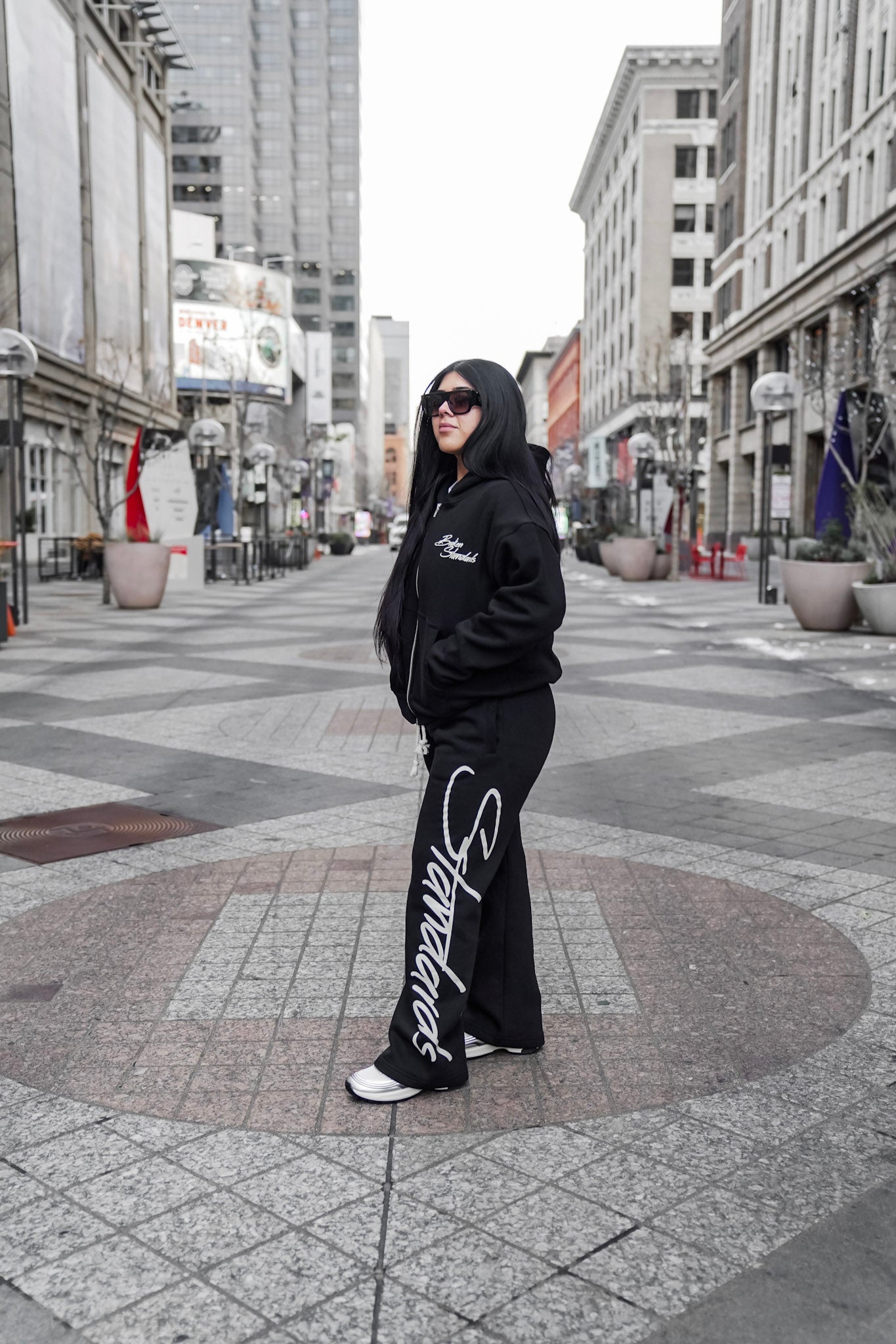 BS DRAWSTRING STRAIGHT-LEG SWEATPANTS- BLACK